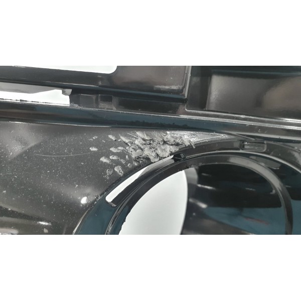 Moldura Farol Milha Dir Ford Fusion Titanium 2015 C/ Detalhe Preto
