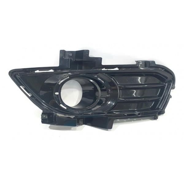 Moldura Farol Milha Dir Ford Fusion Titanium 2015 C/ Detalhe Preto