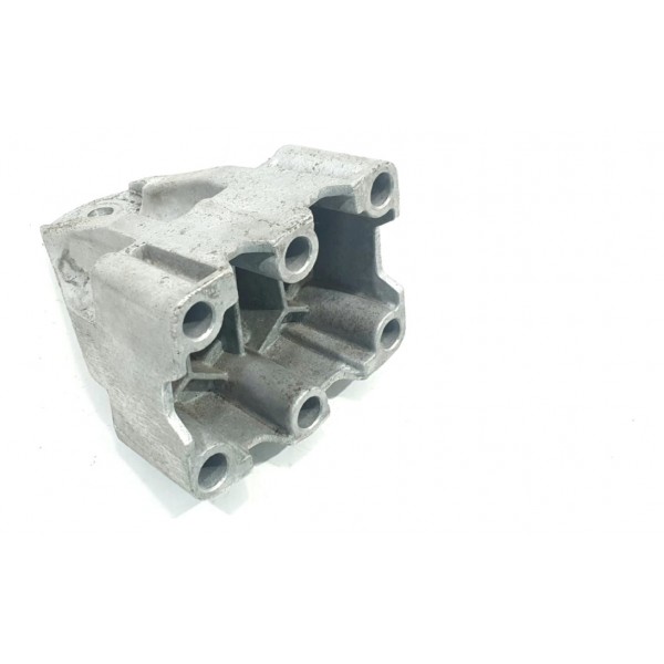 Suporte Motor Kia Quoris 3.8 2015  218153m150