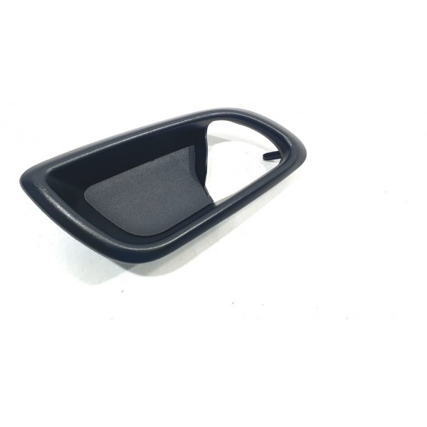 Moldura Maçaneta Interna Tras Dir Dodge Journey 2014 C/det Traseira