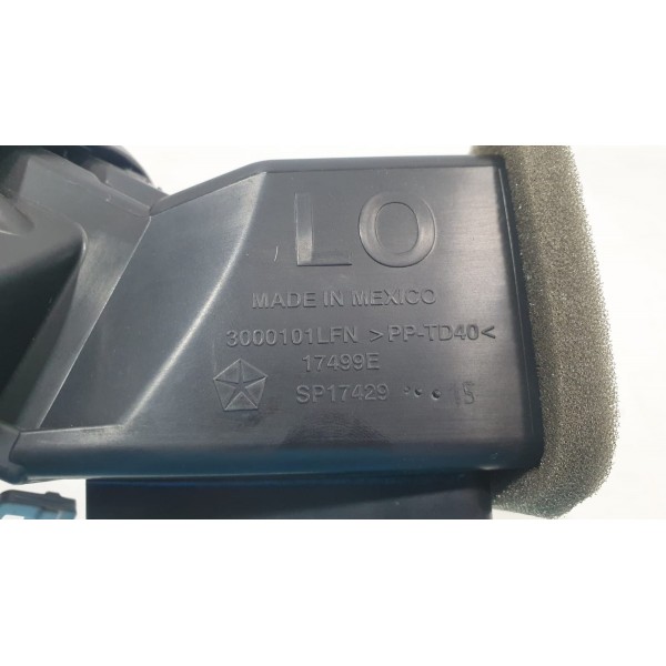 Difusor De Ar Dianteiro Esquerdo Dodge Journey 3.6 Rt 2014