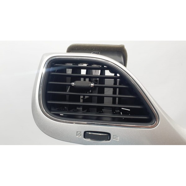 Difusor De Ar Dianteiro Esquerdo Dodge Journey 3.6 Rt 2014