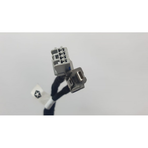 Entradas Aux E Usb Dodge Journey 3.6 Rt 2014