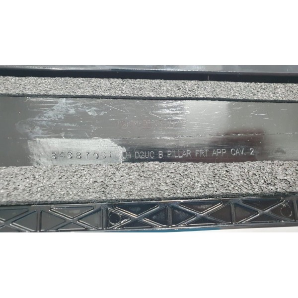 Aplique Coluna Porta Dian Esq Gm Equinox Premier 1.5 2022 Preto