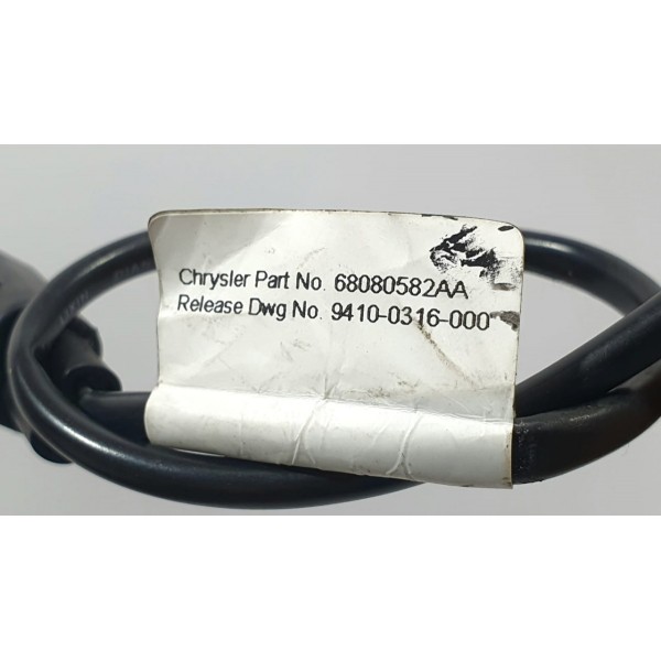 Botão Tampa Traseira Dodge Journey 3.6 Rt 2014 68080582aa