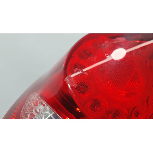 Lanterna Traseira Esquerda Dodge Journey 3.6 Rt 2014  Detalh Esquerdo