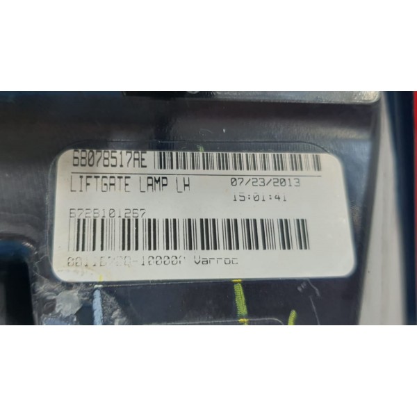 Lanterna Tampa Traseira Esquerda Dodge Journey 3.6 Rt 2014