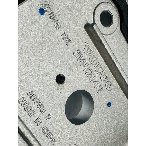 Tampa Transmissão Volvo Xc90 2.0 T8 Hybrid 2022 Cód 31492642