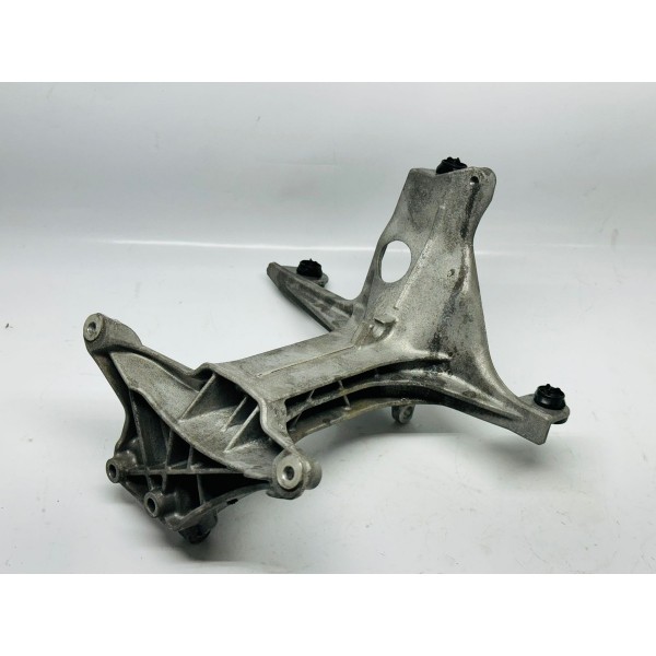 Suporte Intercooler Mercedes-benz (w205) C180 2017