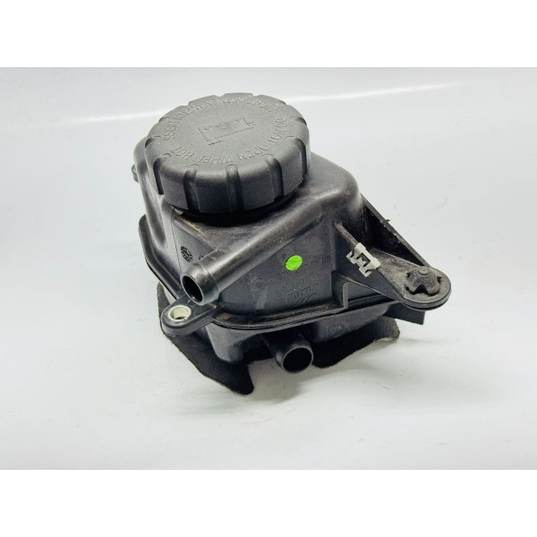 Reservatório Água Mercedes-benz (w205) C180 2017