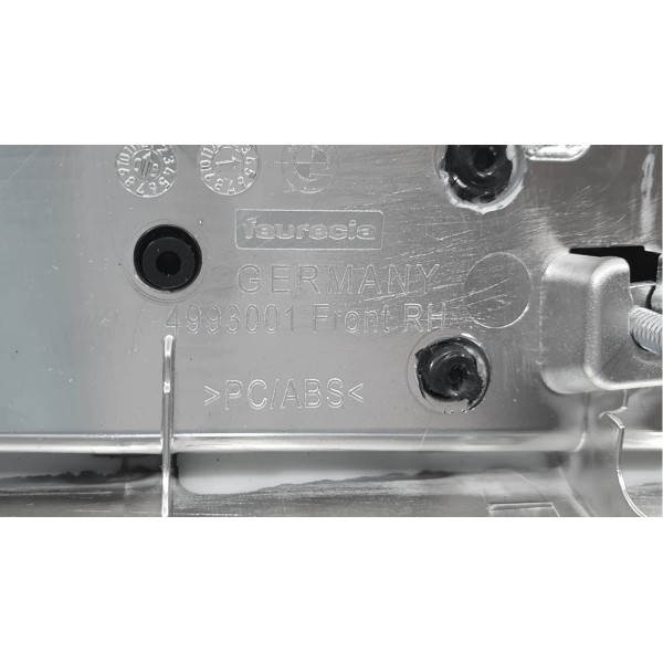 Moldura Acabamento Porta Diant Dir Bmw X7 E70 2009 70p312003