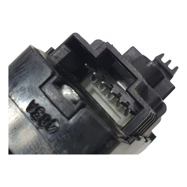 Botão Do Reboque Mercedes Ml 350 2015 A1669051700