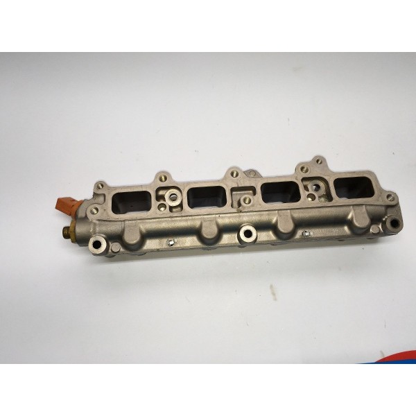 Flauta Dos Bicos Injetores Audi A1 1.4 T 2012