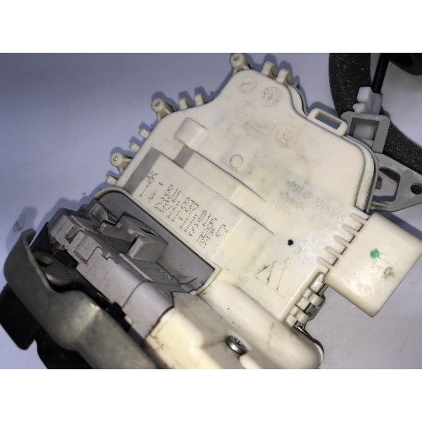 Fechadura Direita Audi A1 1.4t 2011 8j1837016c