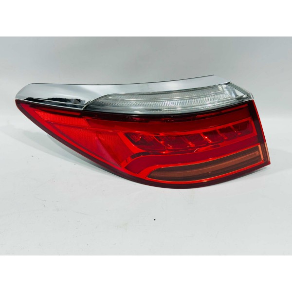 Lanterna Traseira Esquerda Kia Quoris 2016 Esquerdo Vermelho