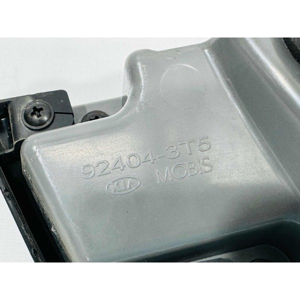 Lanterna Tampa Traseira Direita Kia Quoris 2016