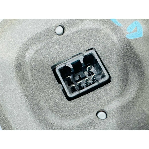 Lanterna Tampa Traseira Direita Kia Quoris 2016