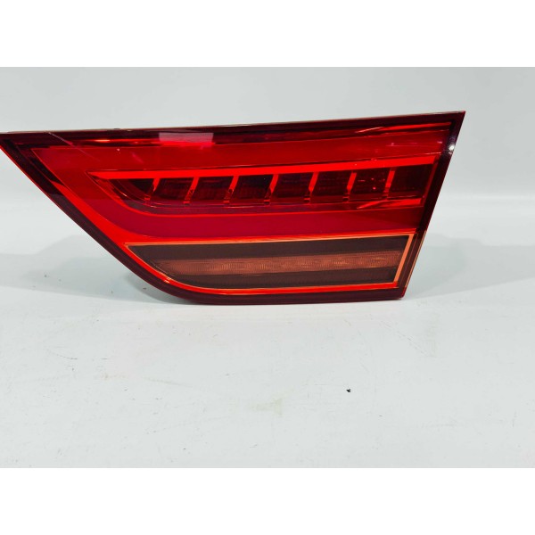 Lanterna Tampa Traseira Direita Kia Quoris 2016