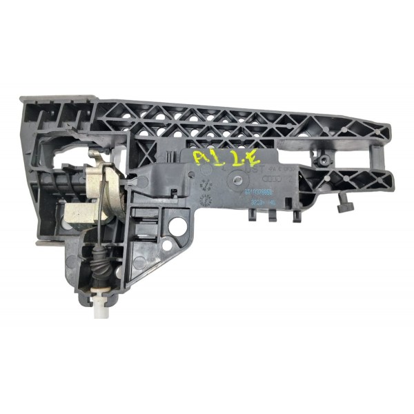 Suporte De Maçaneta Dianteira Esquerda Audi A1  Dianteira