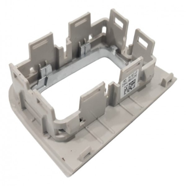 Moldura Botão Vidro Elétrico Tras Esq Mercedes Benz C1800 17