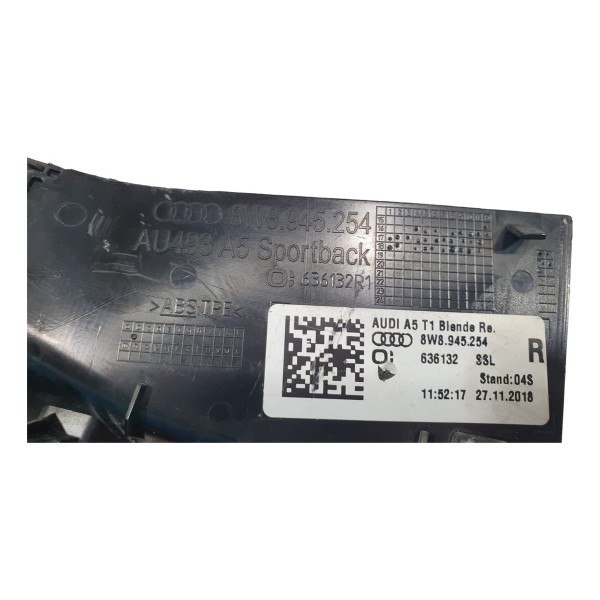 Acabamento Lanterna Traseira Direito Audi A5 2.0 Tfsi 2019 Preto