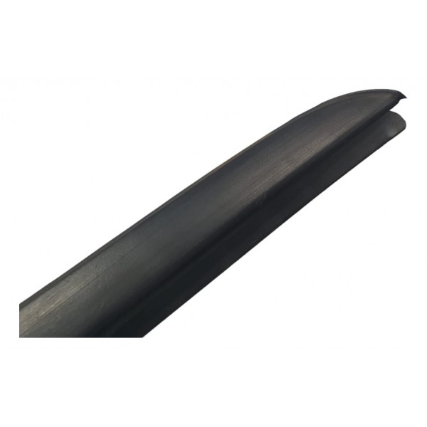 Moldura Vidro Para-brisa Lado Direito Bmw 320i M Sport 2022 Preto