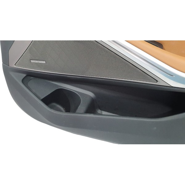 Forro De Porta Dianteiro Direito Bmw 320i M Sport 2022