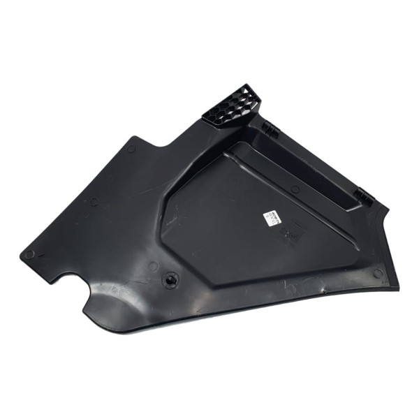 Acabamento Churrasqueira Direita Bmw 320i M Sport 2022  Preto