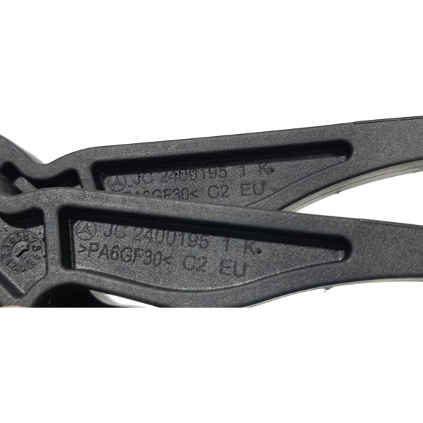 Suporte Travas Rádio Mercedes C180 2019