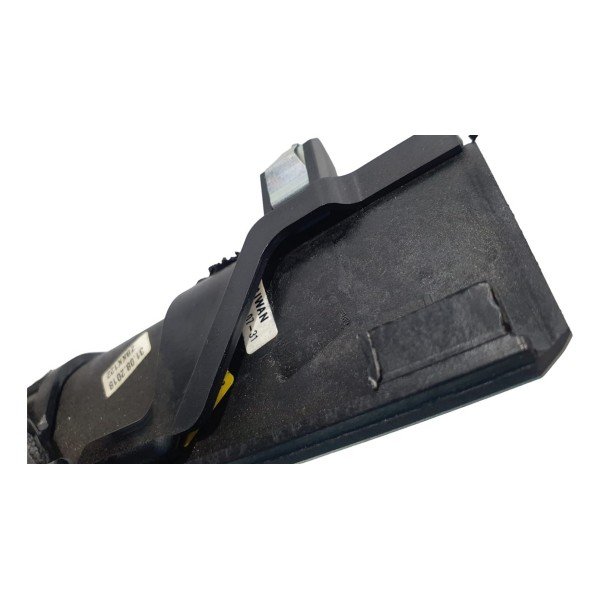 Moldura Acabamento Painel Lado Esquerdo Mercedes C180 2019 Prata Moldura