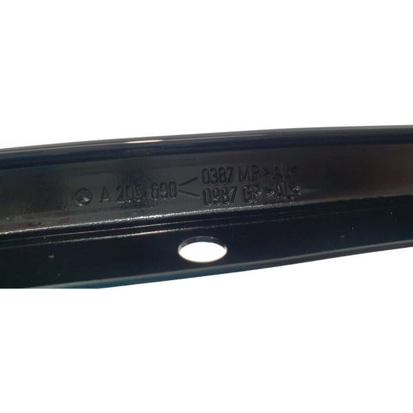 Acabamento Porta Traseira Esquerda Mercedes C180 2019   Traseira Esquerdo Preto