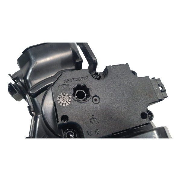 Duto Difusor De Ar Lado Esquerdo Mercedes C180 2019