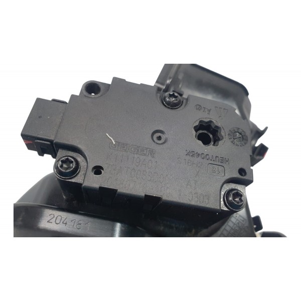 Duto Difusor De Ar Lado Direito Mercedes C180 2019